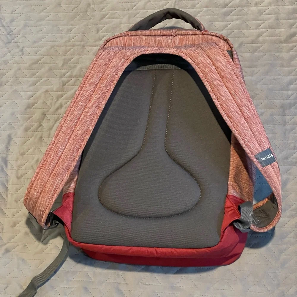 Nixon backpack pre-owned condition‎